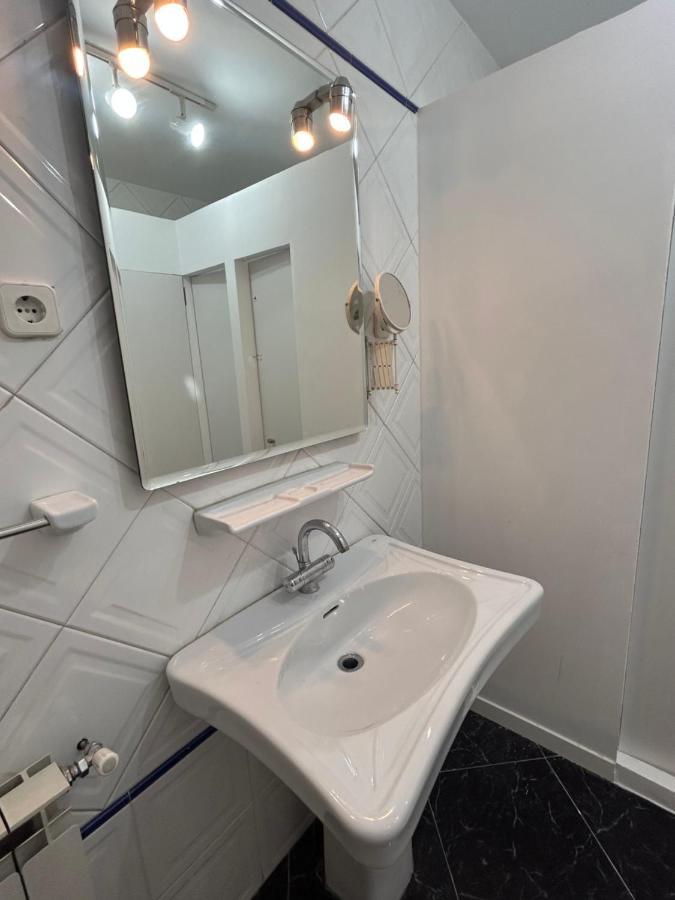 מדריד Villa Rooms מראה חיצוני תמונה